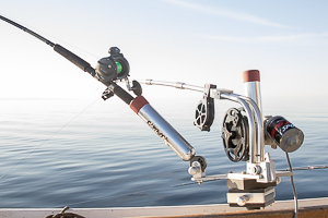 down rigger with a fishing pole on a sunny day